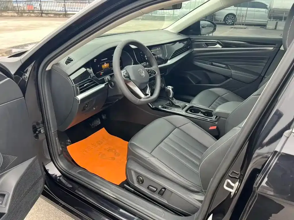 Volkswagen Passat 2022 из CN, фото 3