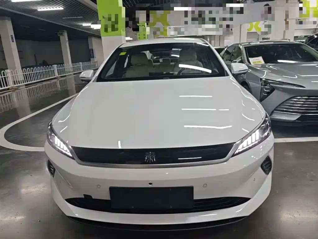 BYD Qin PLUS — фото 8