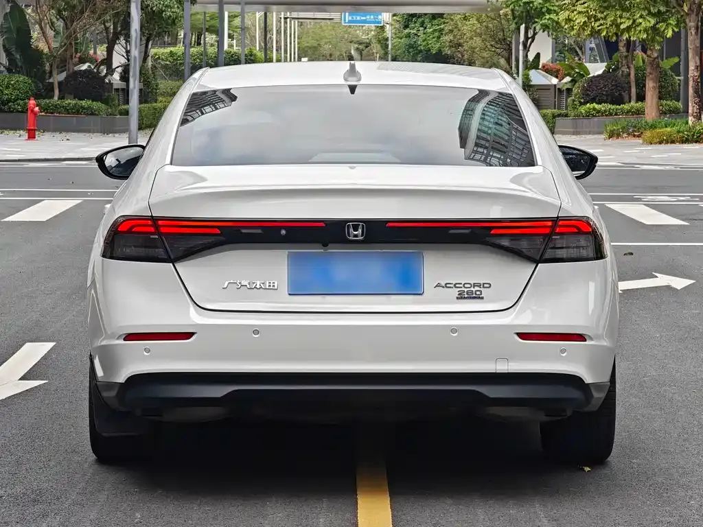Honda Accord 2023 из CN, фото 2