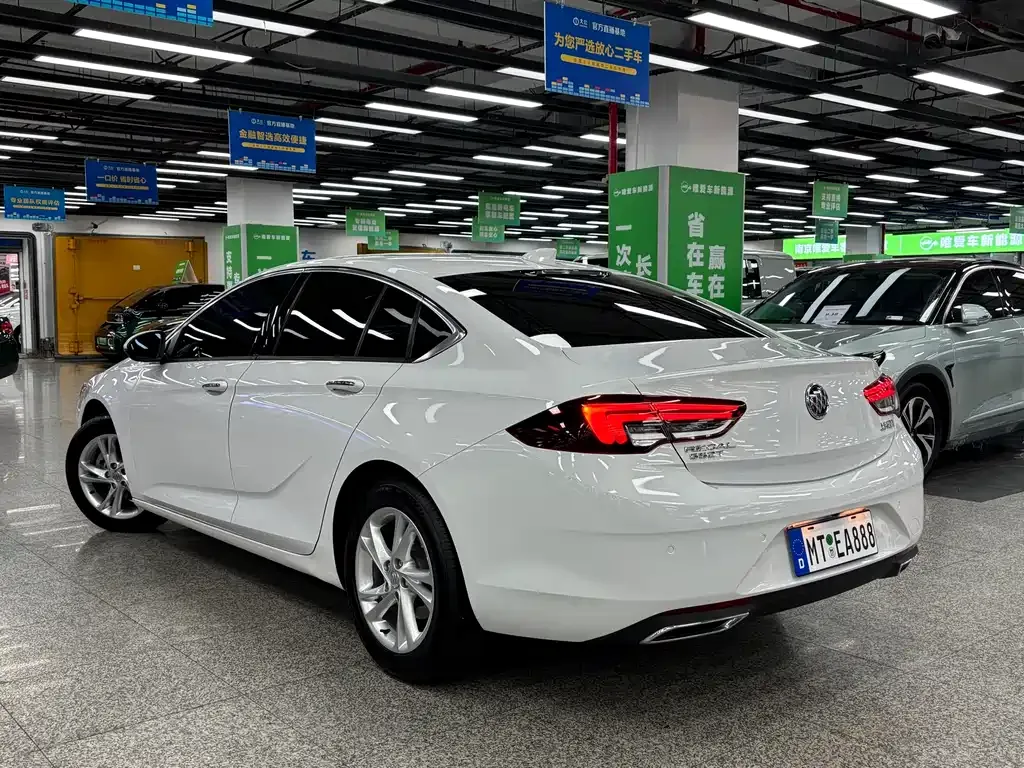 Buick Regal — фото 8