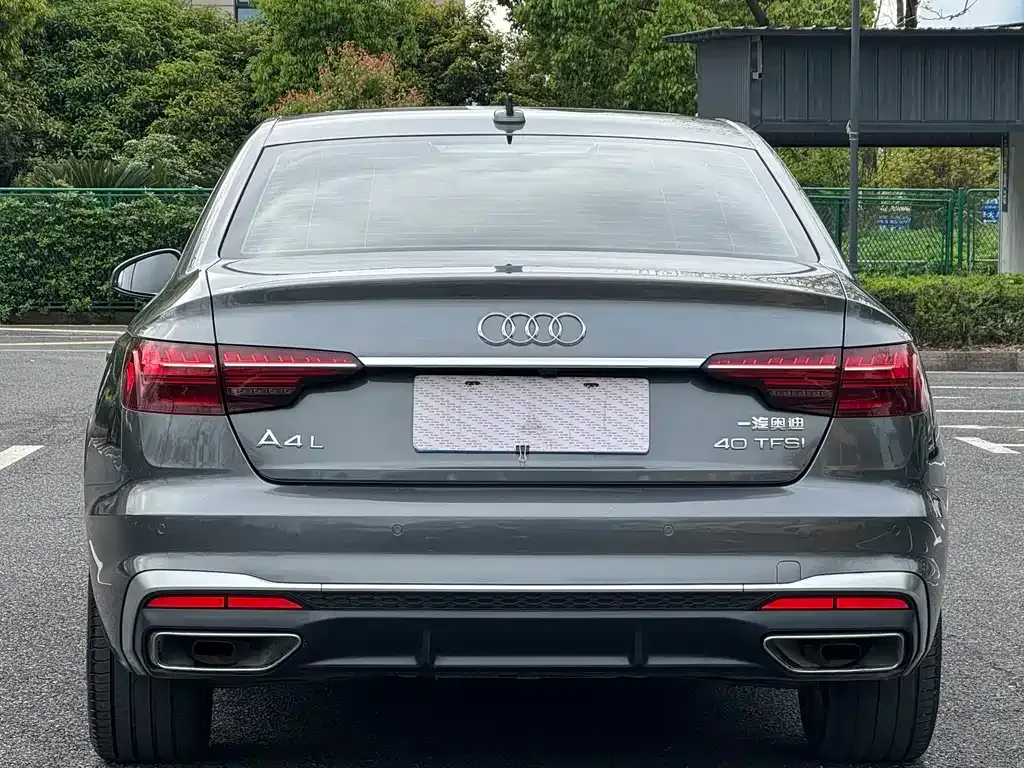Audi A4L 2021 из CN, фото 6