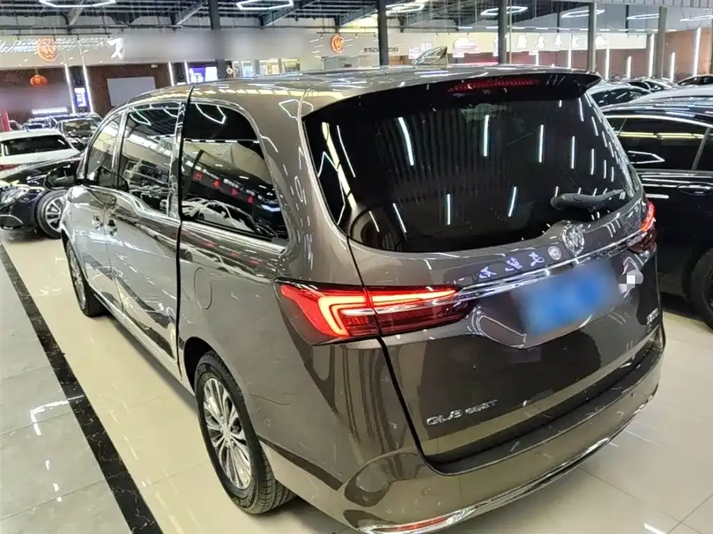Buick GL8 2022 из CN, фото 9