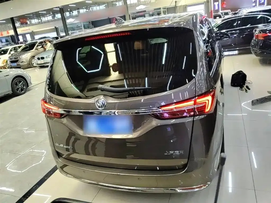 Buick GL8 2022 из CN, фото 7