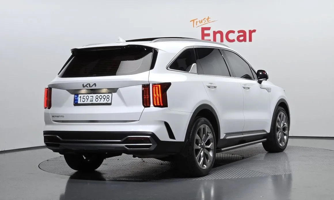 Kia Sorento — фото 3