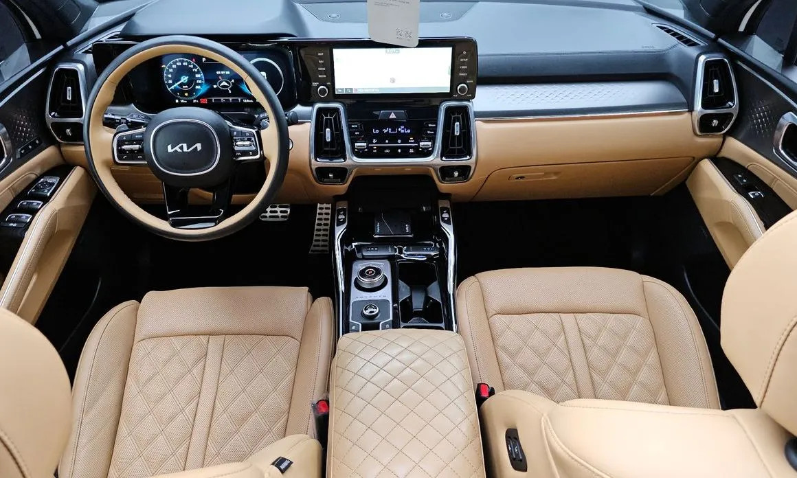Kia Sorento — фото 10