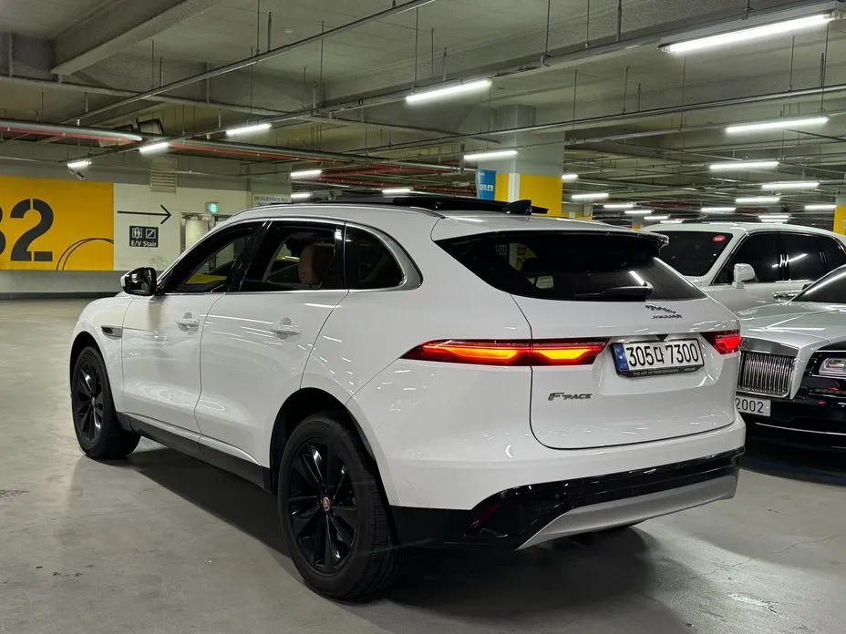 Jaguar F-PACE 2022 из KR, фото 9