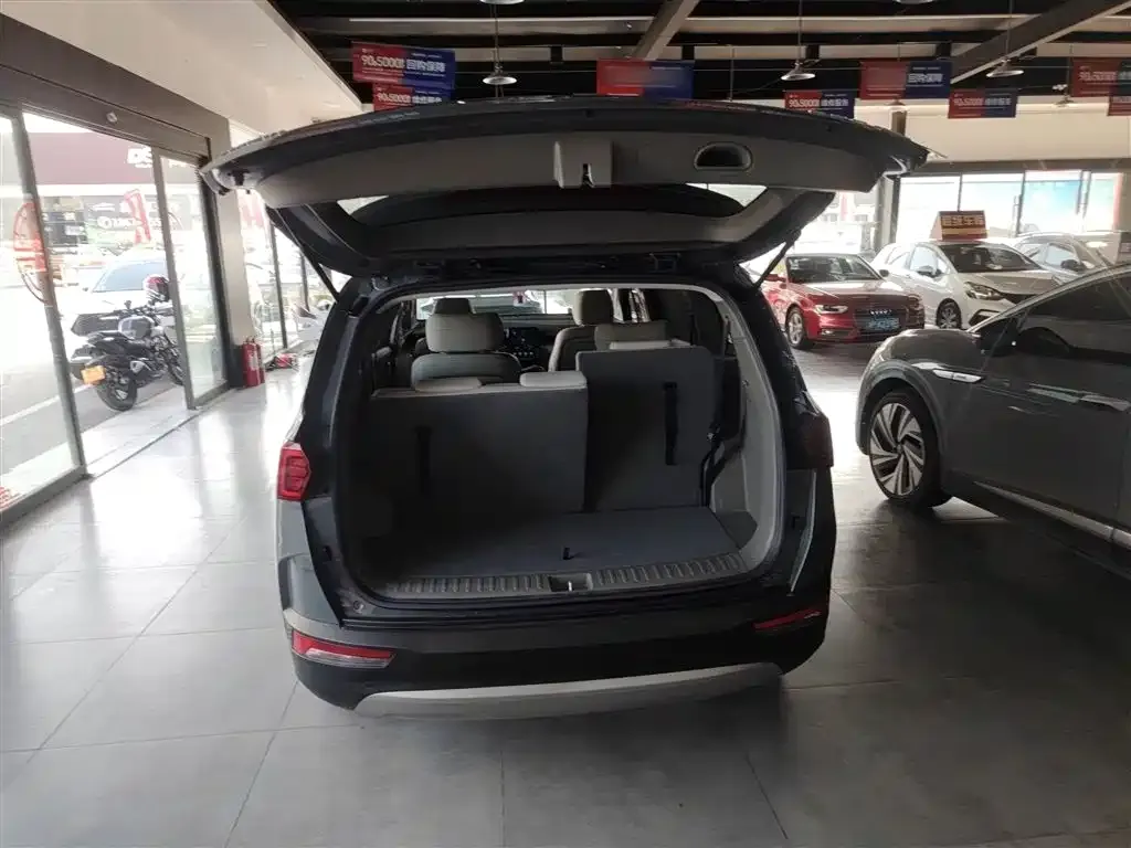 Hyundai Custo — фото 9