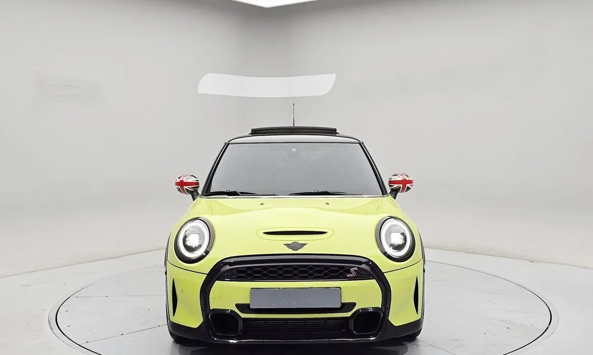 Mini Cooper 2023 из KR, фото 2