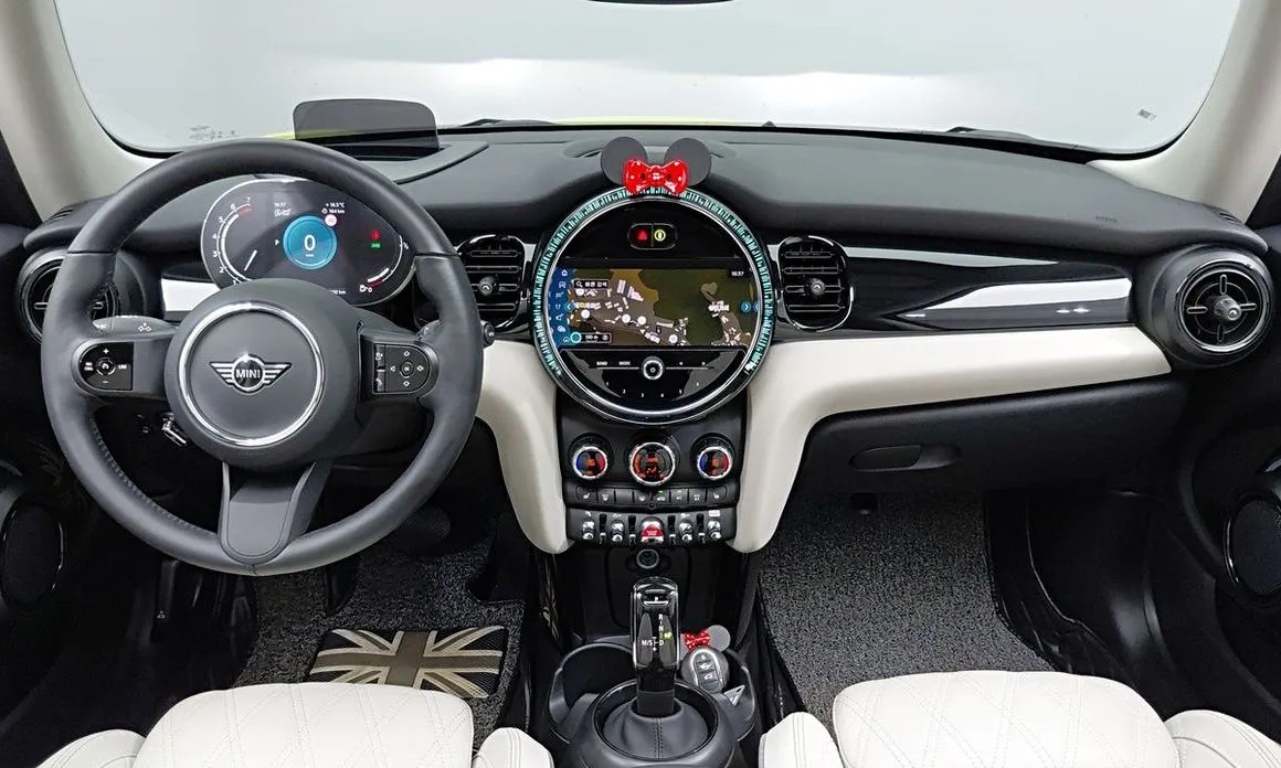 Mini Cooper 2023 из KR, фото 8