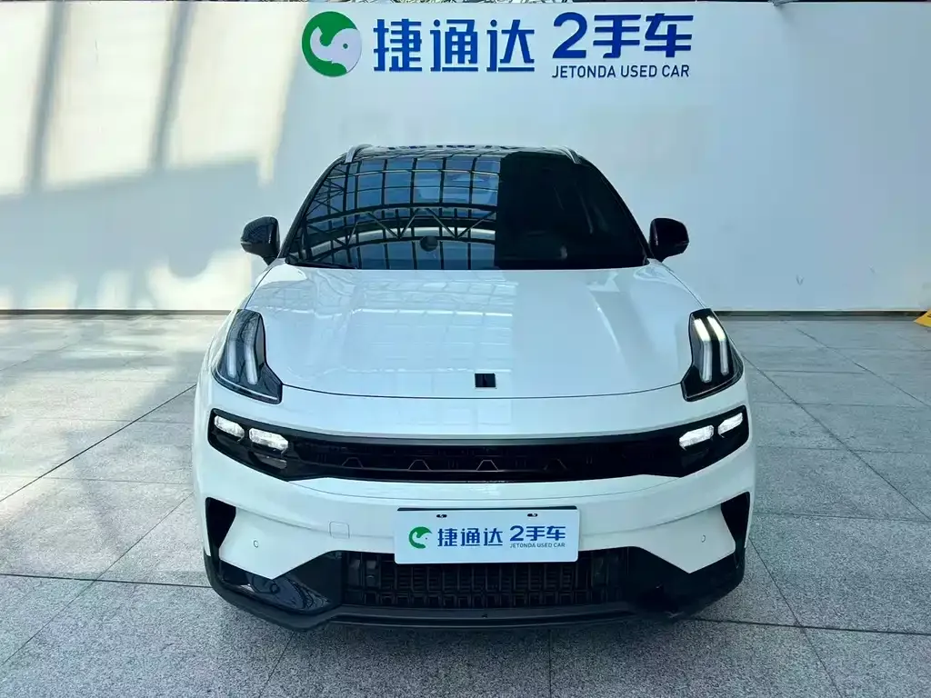 Lynk & Co 06 2023 из CN, фото 6