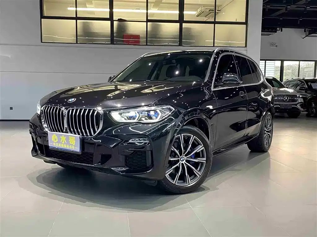 BMW X5 (Import) — фото 1