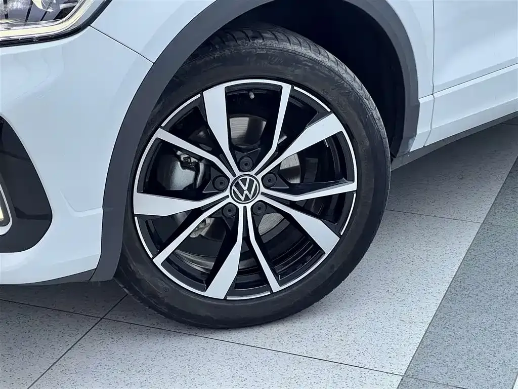 Volkswagen T-Roc 2025 из CN, фото 10