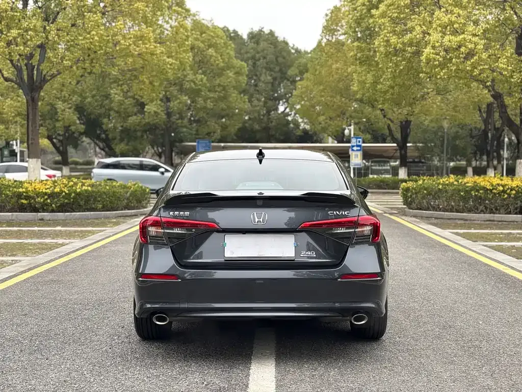 Honda Civic — фото 4