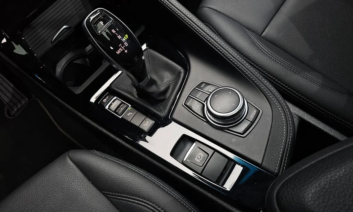 BMW X1 — фото 10