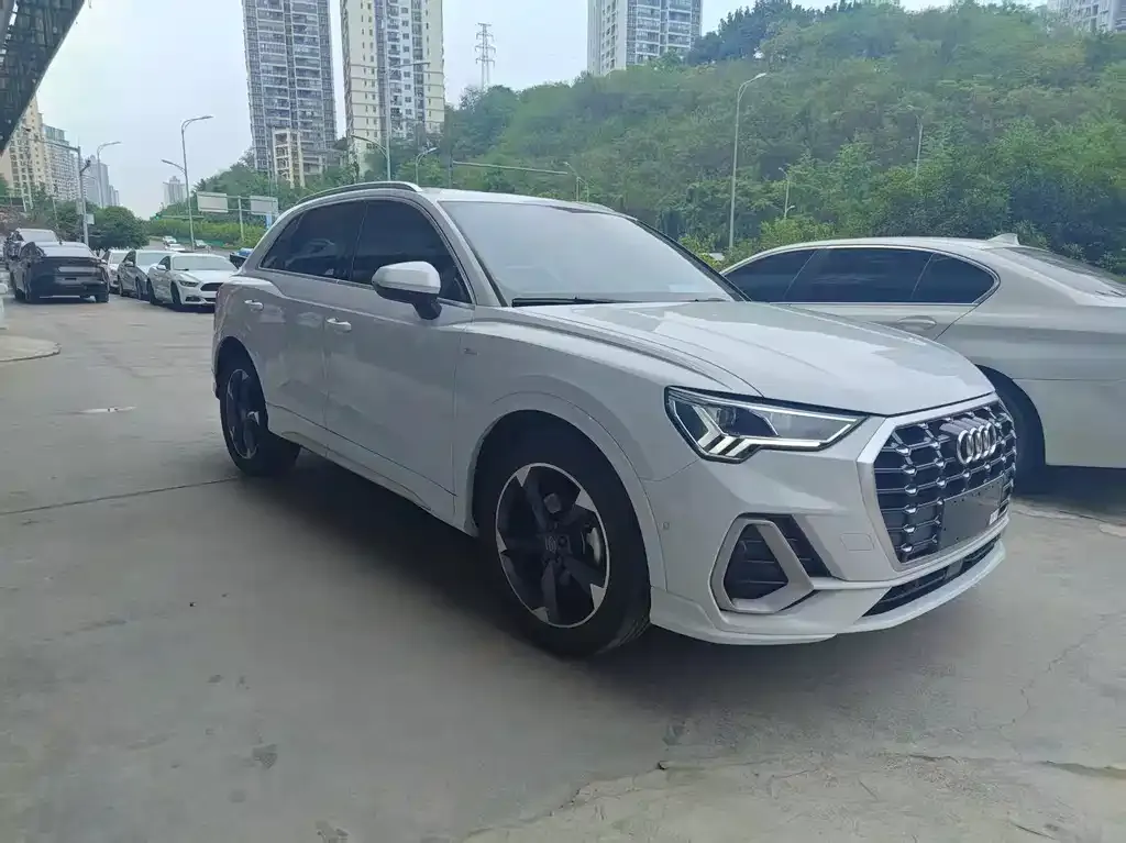 Audi Q3 2021 из CN, фото 2