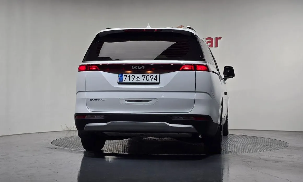 Kia Carnival 2023 из KR, фото 9