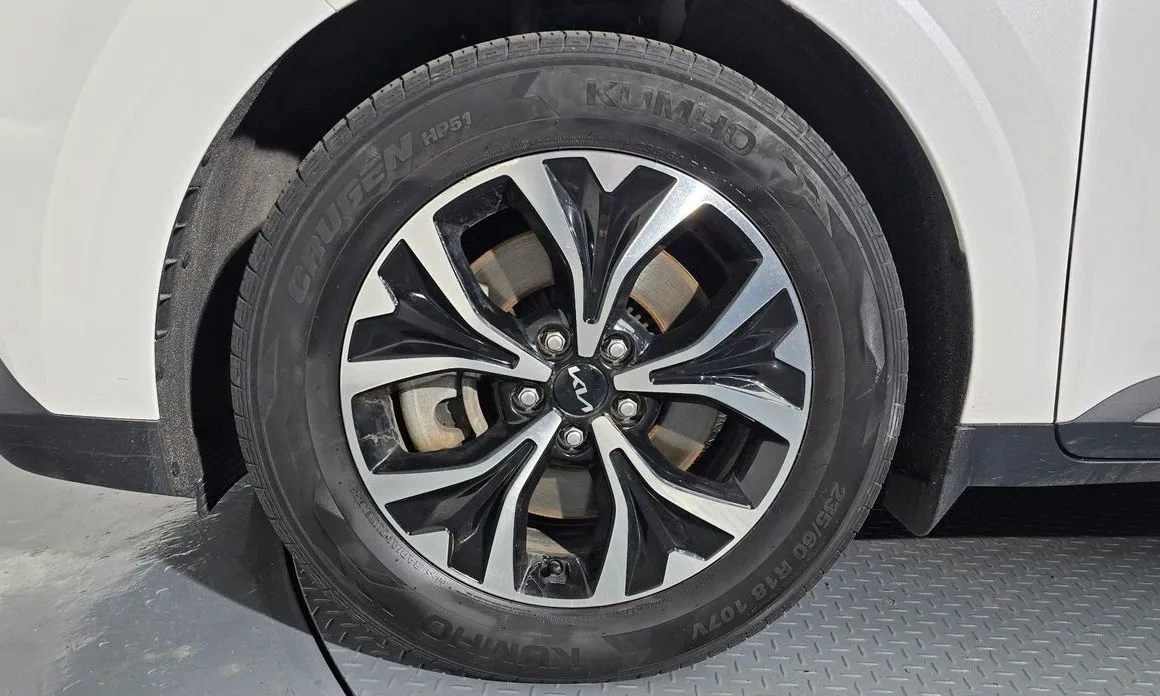 Kia Carnival 2023 из KR, фото 8