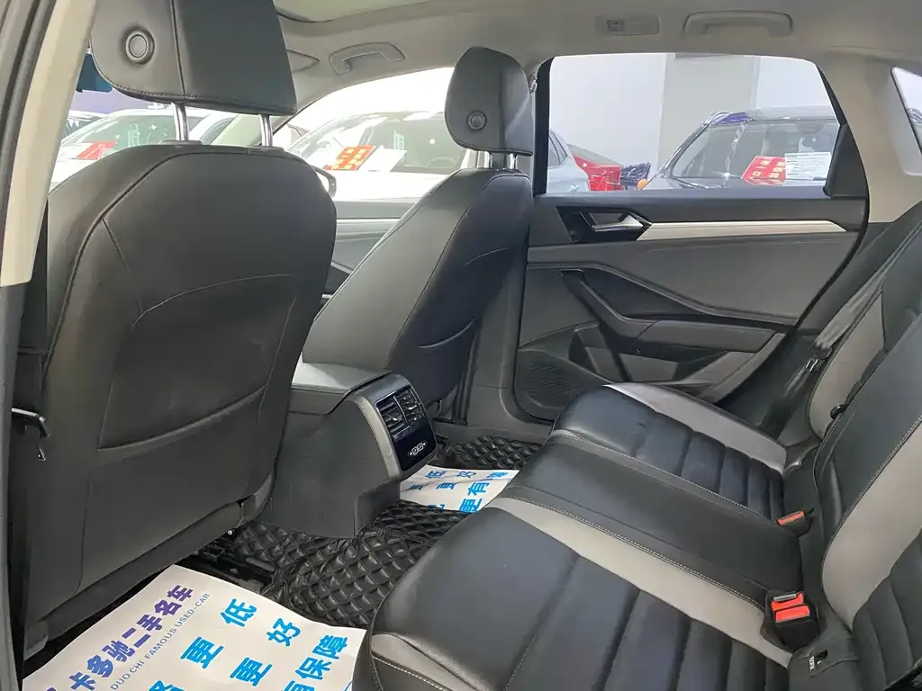 Volkswagen Sagitar 2022 из CN, фото 2