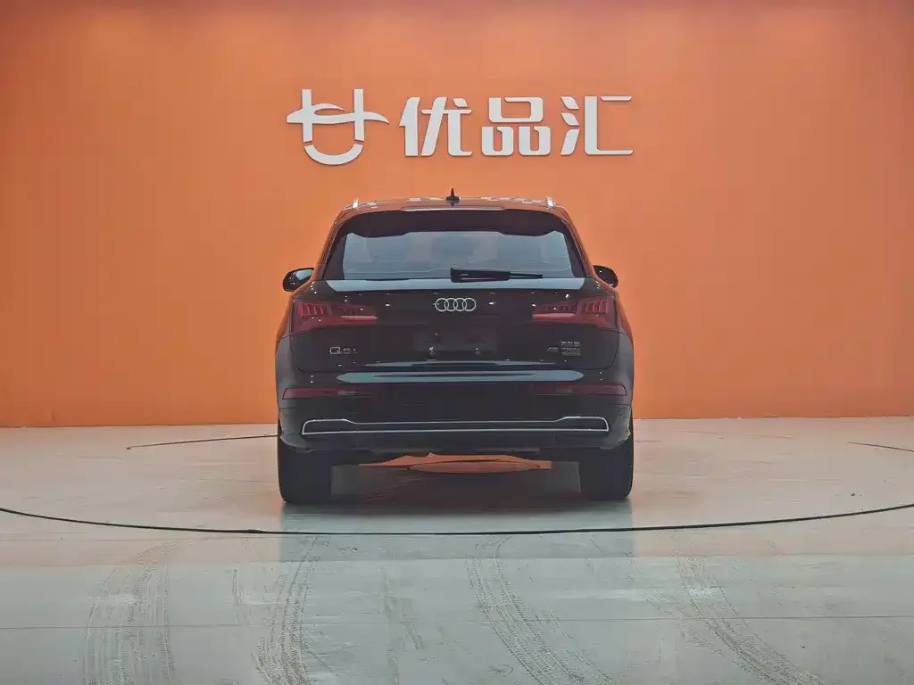 Audi Q5L 2021 из CN, фото 7