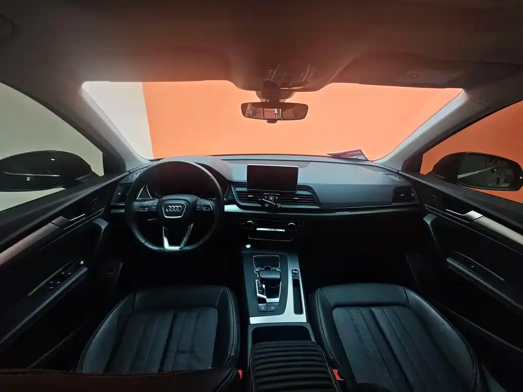 Audi Q5L 2021 из CN, фото 6