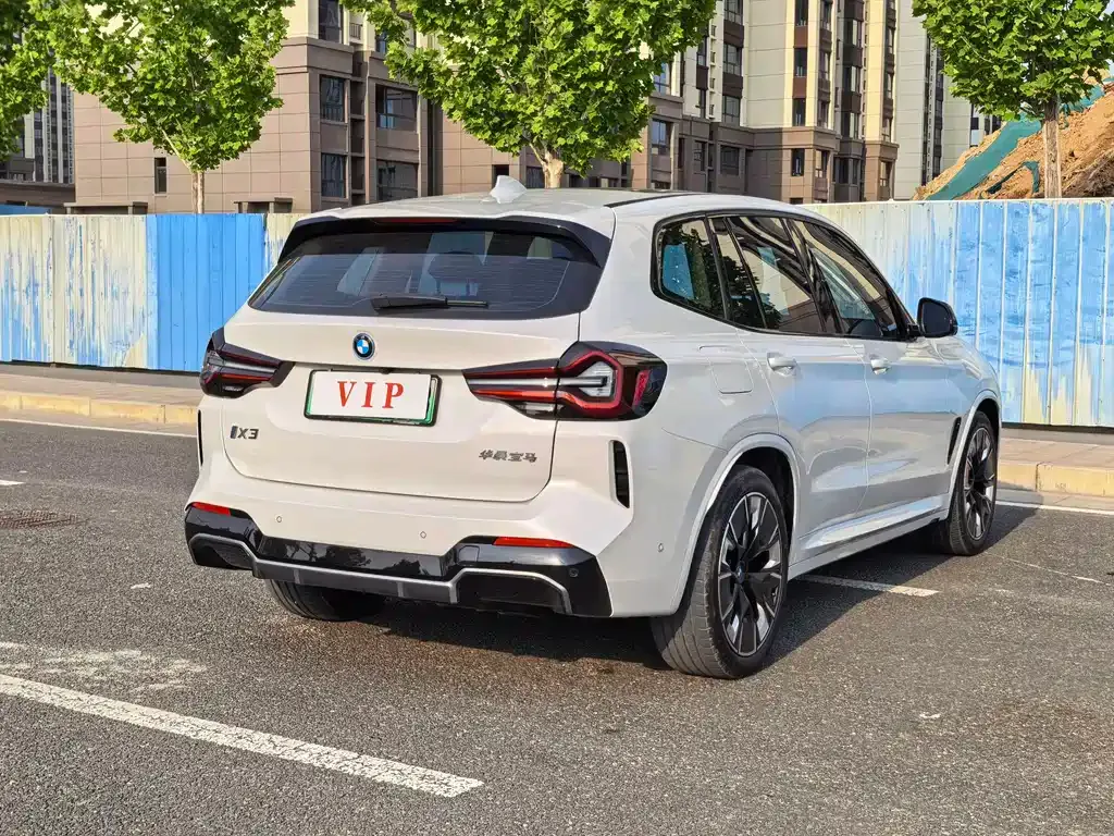 BMW iX3 2024 из CN, фото 7