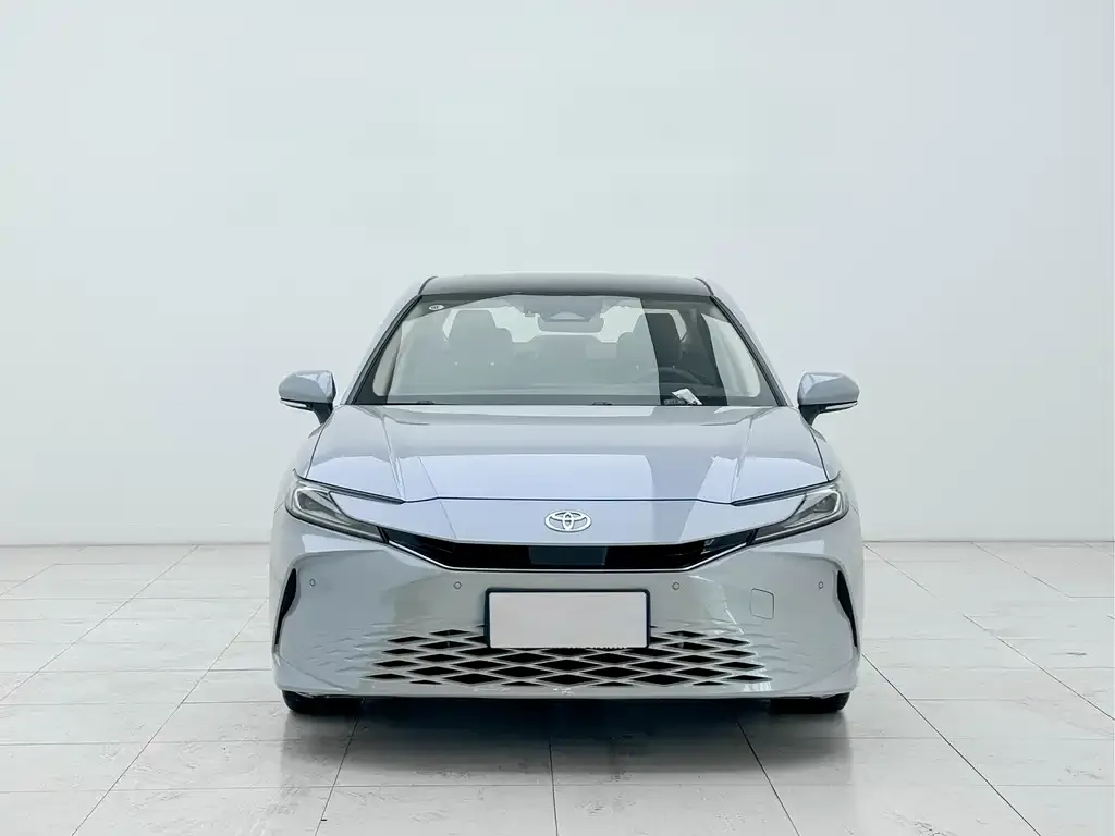 Toyota Camry 2024 из CN, фото 4