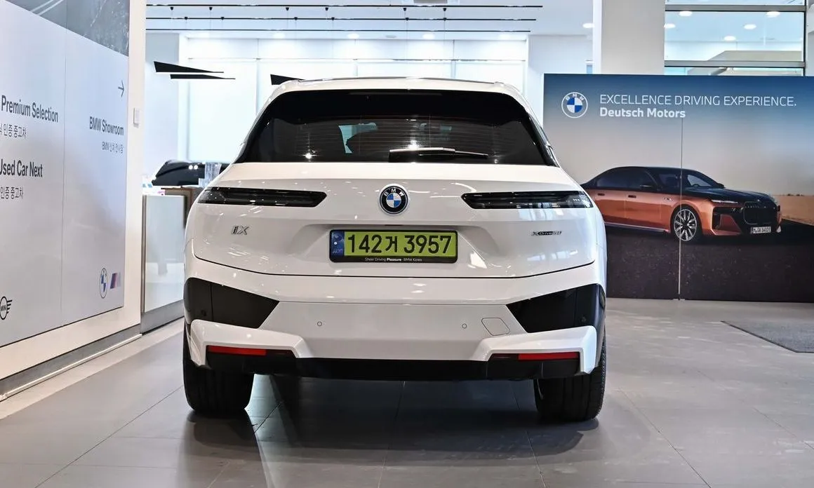 BMW iX 2025 из KR, фото 5