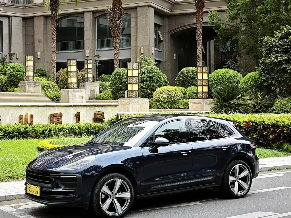 Porsche Macan — фото 1