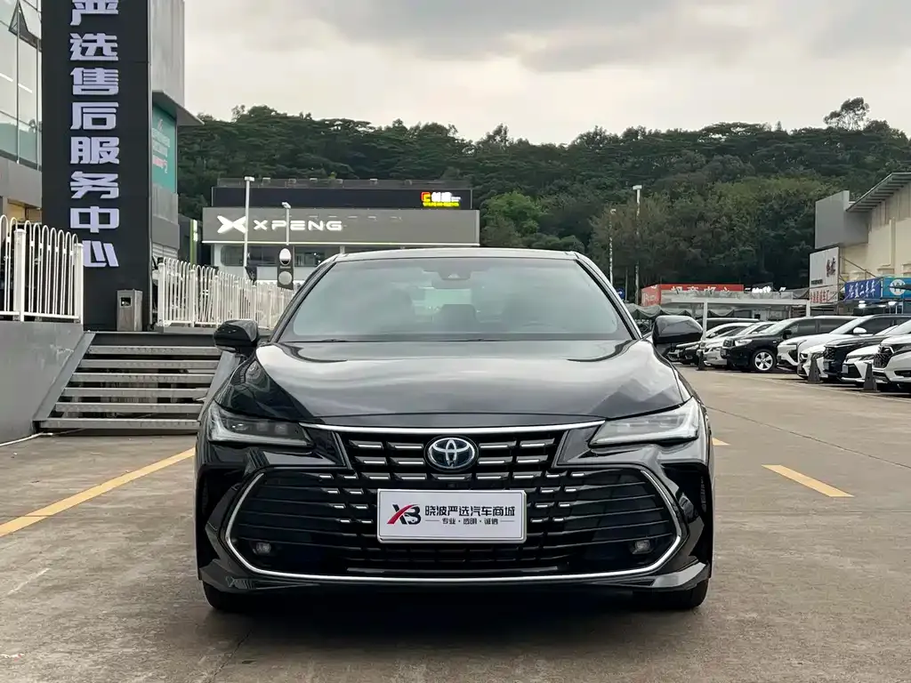 Toyota Avalon — фото 9