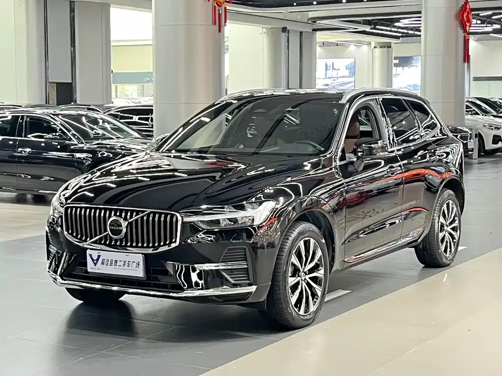 Volvo XC60 2024 из CN, фото 1
