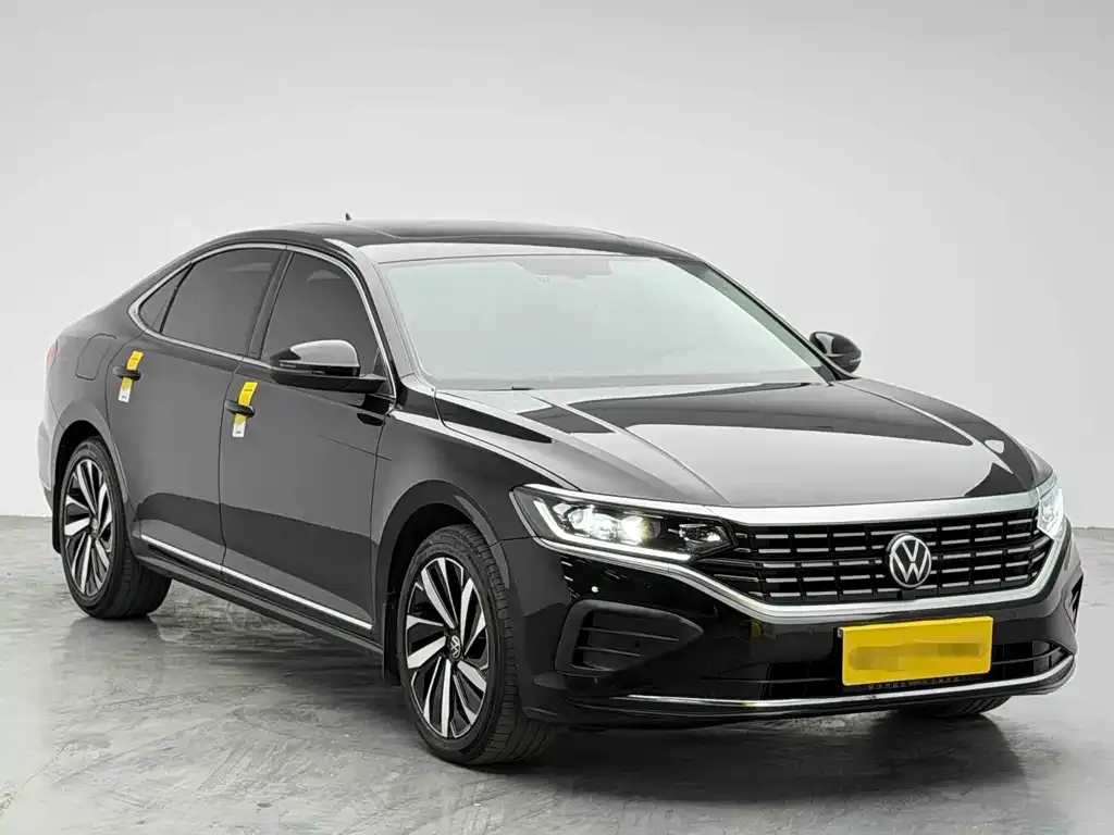 Volkswagen Passat — фото 7