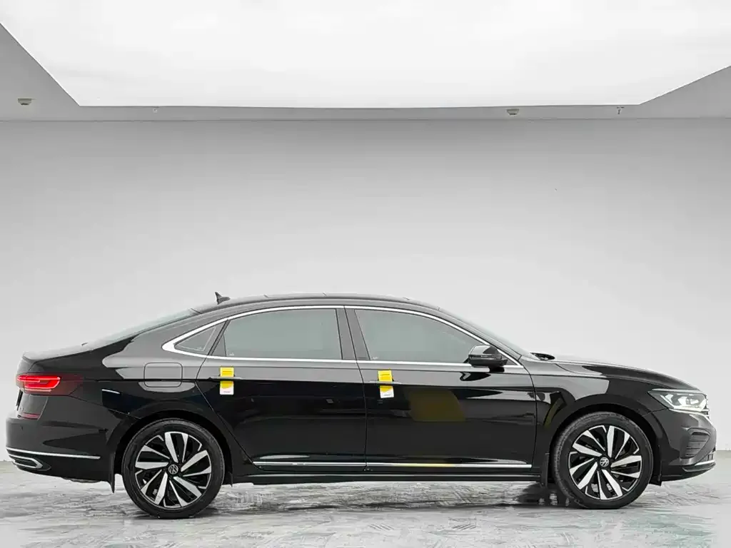 Volkswagen Passat — фото 3