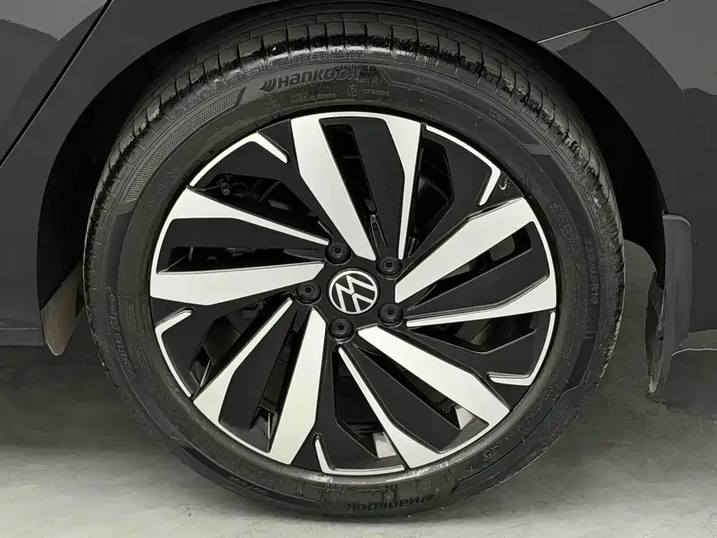 Volkswagen Passat — фото 9