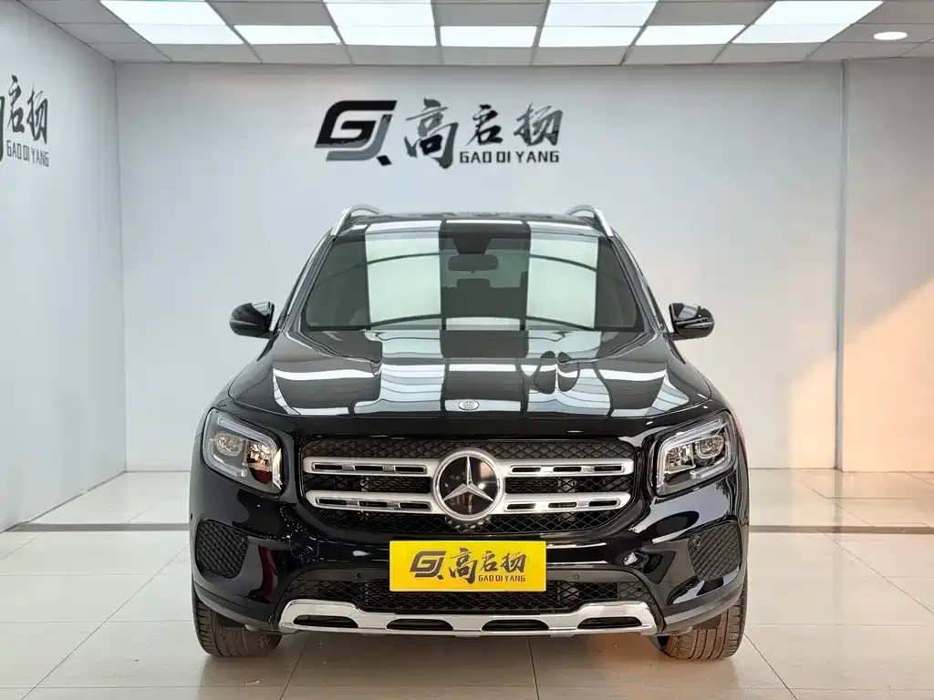 Mercedes-Benz GLB — фото 4