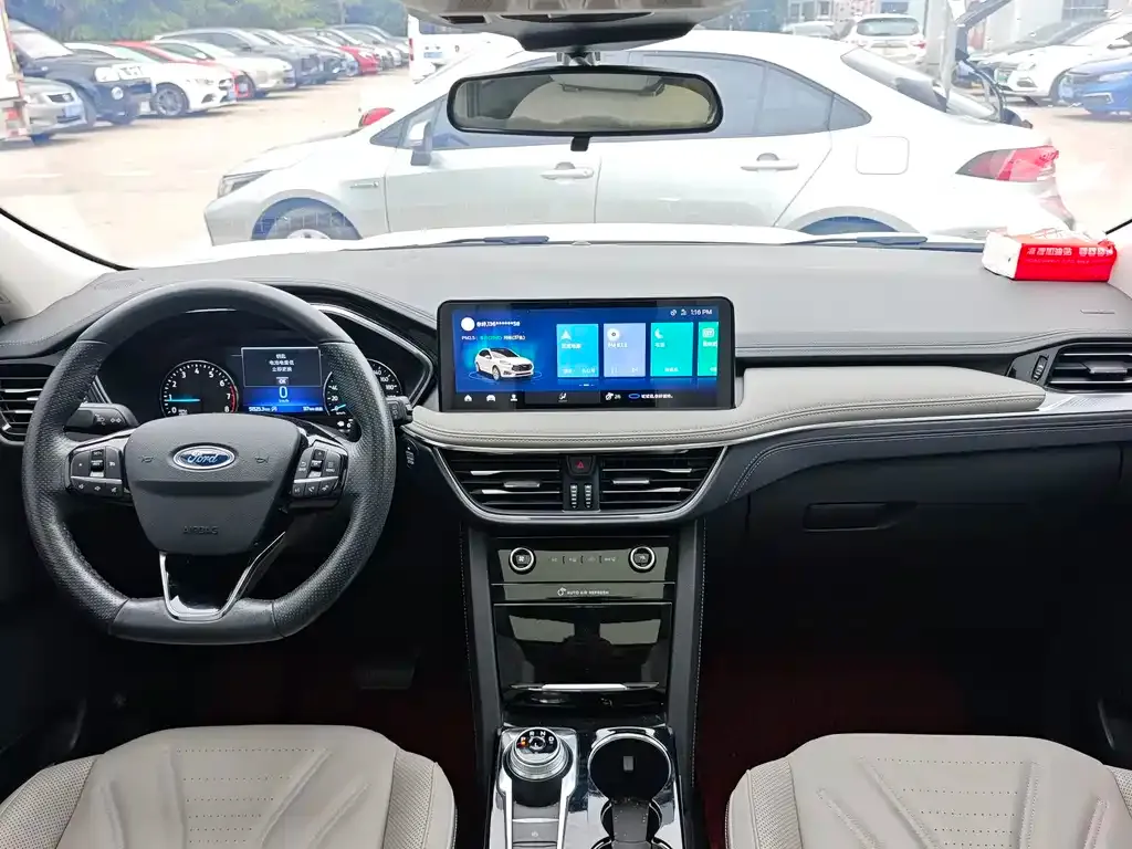 Ford Escape 2021 из CN, фото 3