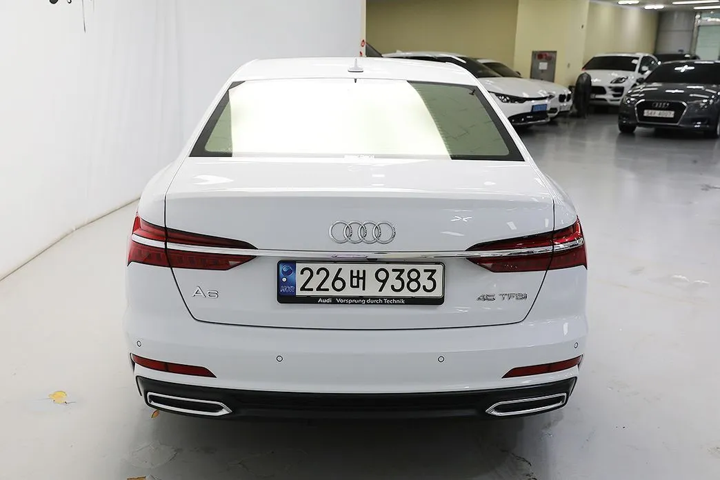 Audi A6 — фото 8