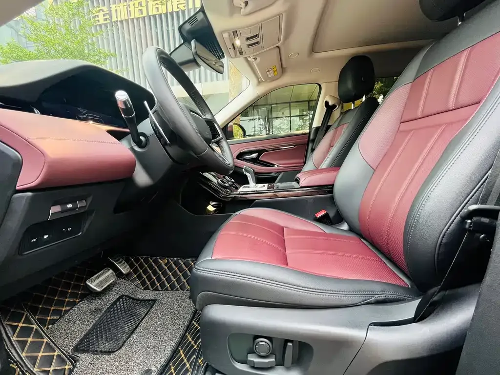 Land Rover Evoque PHEV 2023 из CN, фото 6