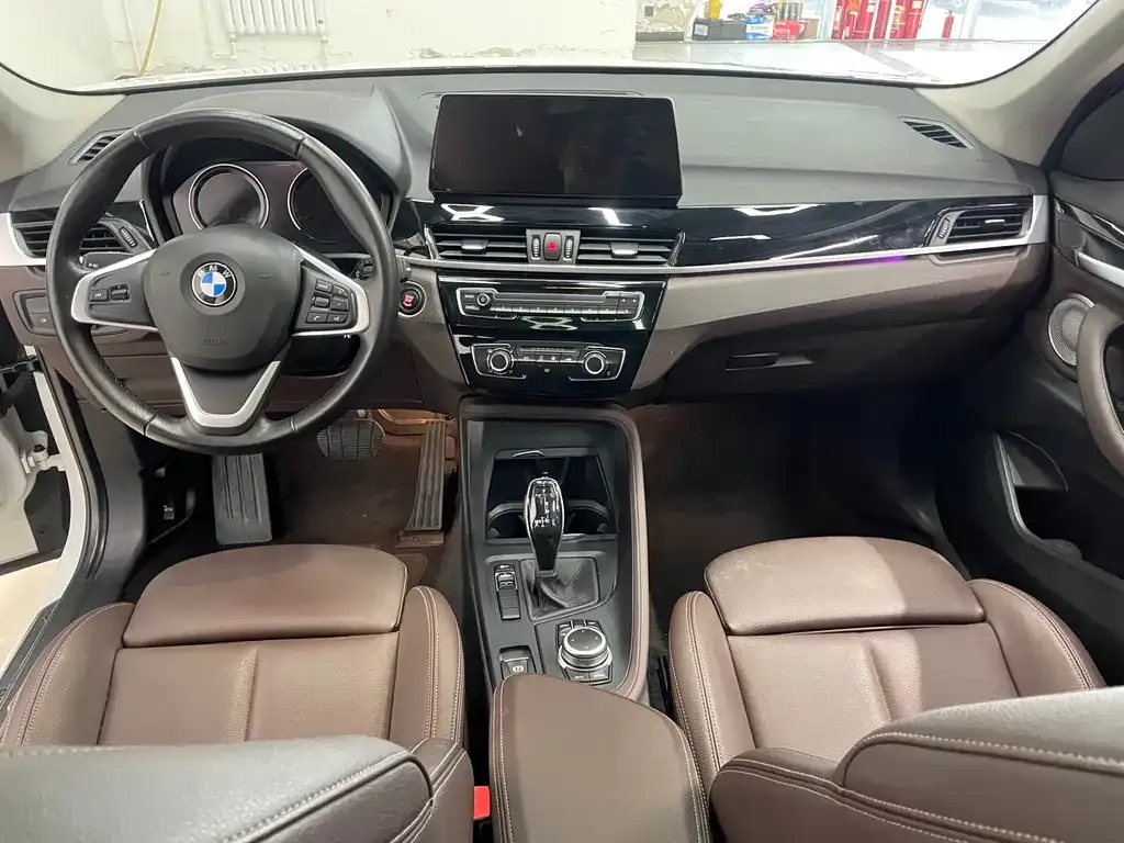 BMW X1 — фото 2