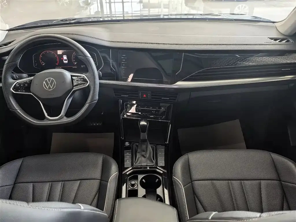 Volkswagen Passat — фото 8