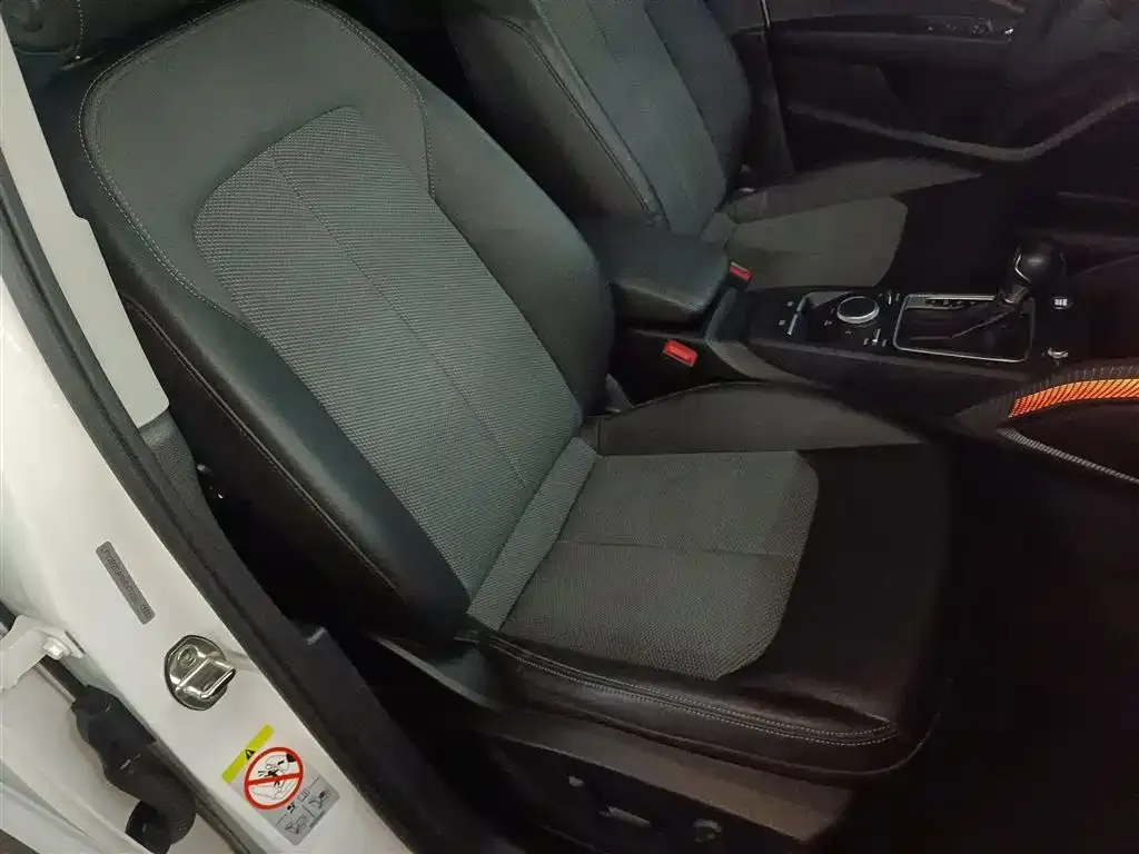 Audi Q2L 2021 из CN, фото 2