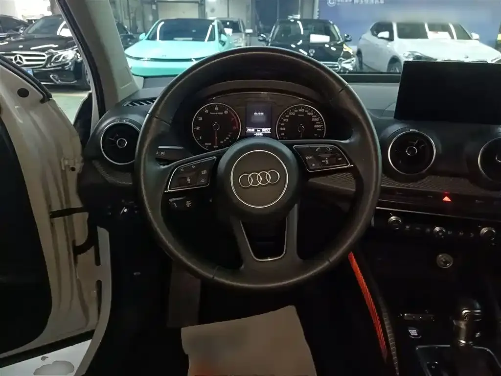 Audi Q2L 2021 из CN, фото 3