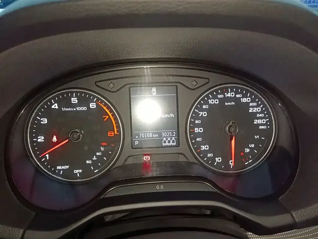 Audi Q2L 2021 из CN, фото 5