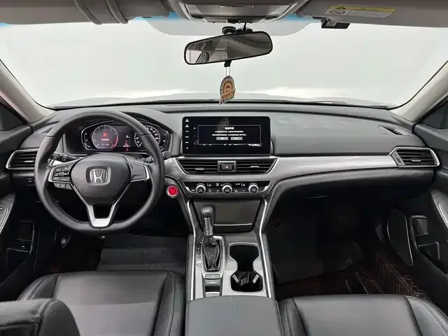 Honda Accord — фото 4