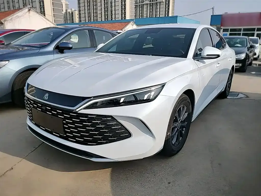 BYD Qin L — фото 1