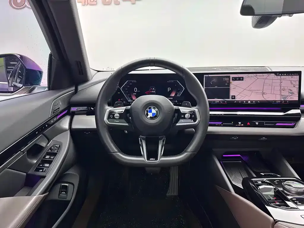 BMW 5 Series — фото 10