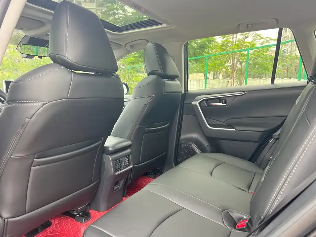 Toyota RAV4 2021 из CN, фото 7