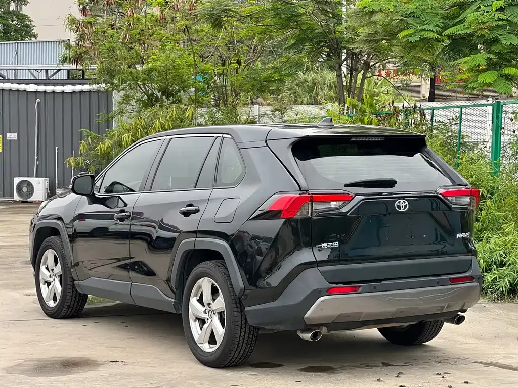 Toyota RAV4 2021 из CN, фото 5