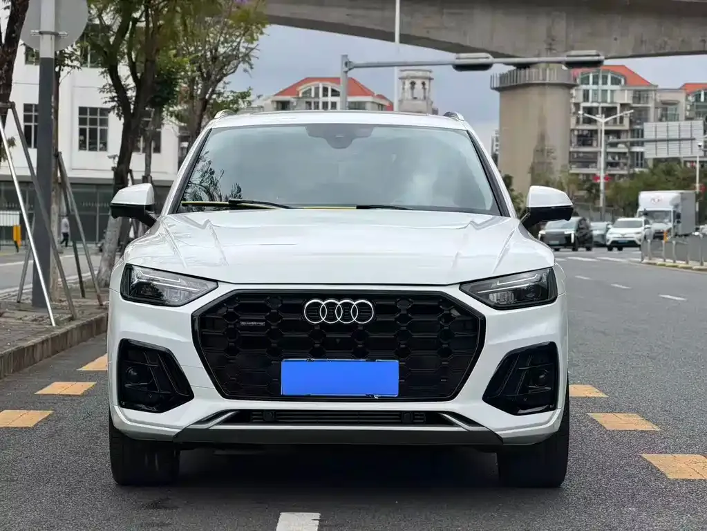 Audi Q5L 2022 из CN, фото 4