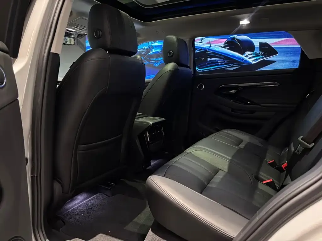 Land Rover Evoque — фото 5
