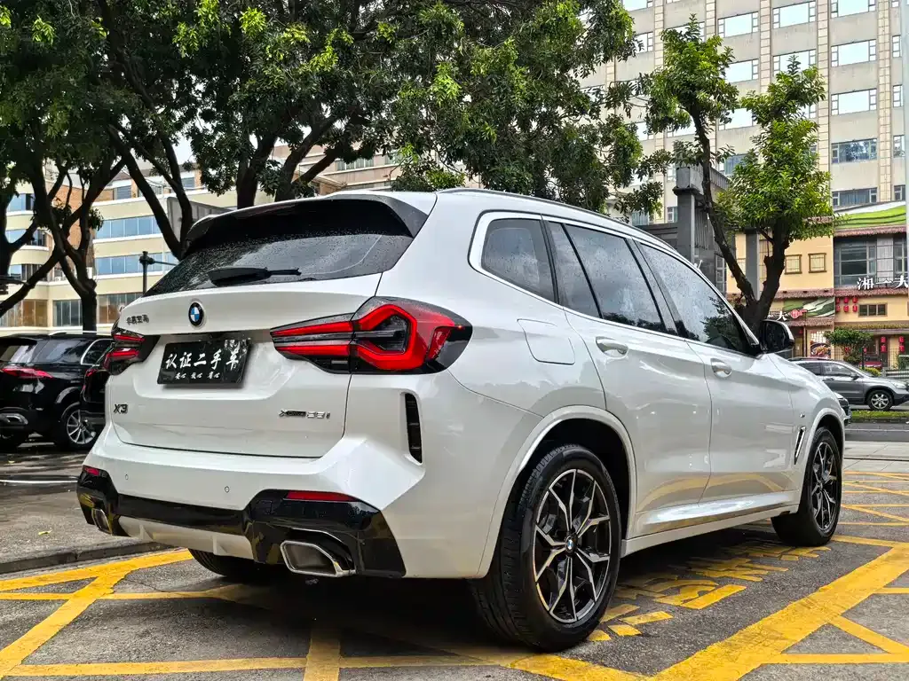 BMW X3 — фото 10